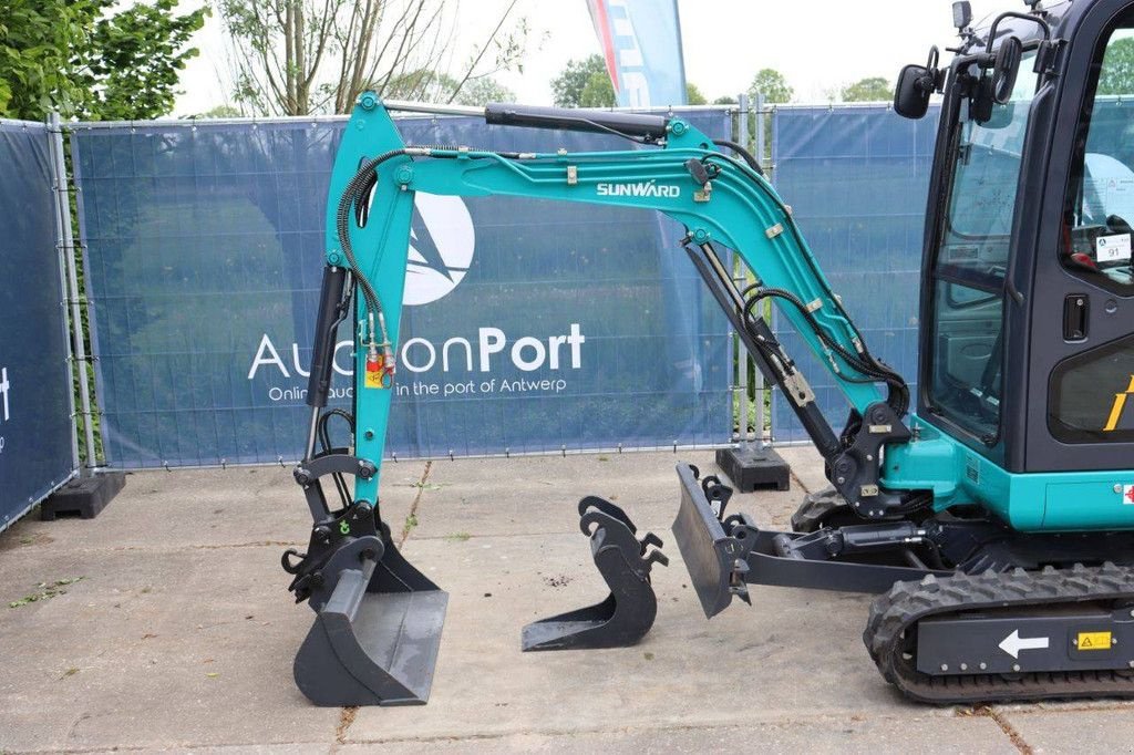 Minibagger типа Sunward SWE 20F, Gebrauchtmaschine в Antwerpen (Фотография 11)