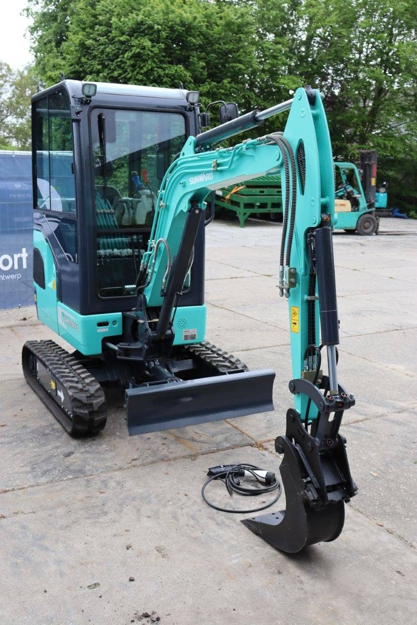 Minibagger del tipo Sunward SWE 20FED, Neumaschine en Antwerpen (Imagen 8)