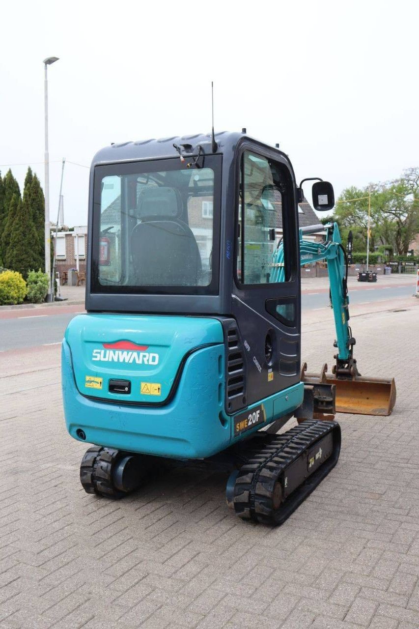 Minibagger des Typs Sunward SWE20F, Gebrauchtmaschine in Antwerpen (Bild 7)