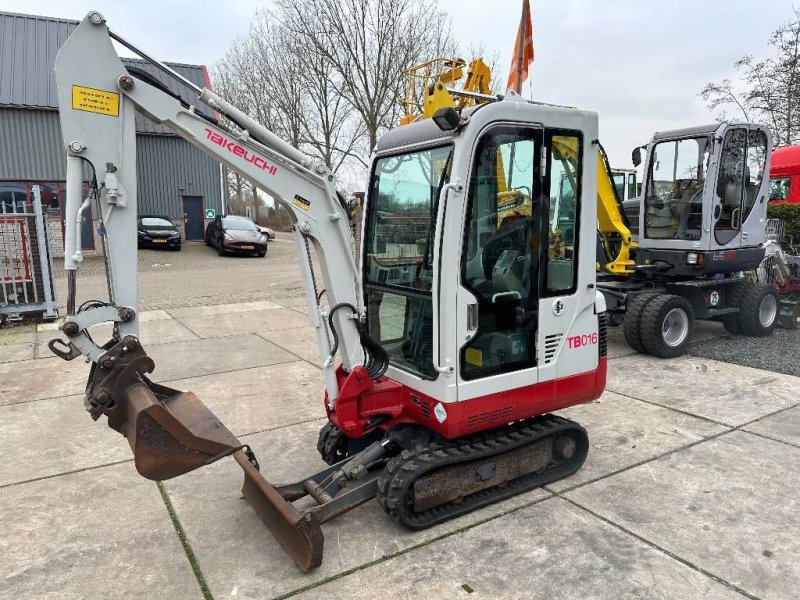 Minibagger des Typs Takeuchi TB 016 i.z.g.st., Gebrauchtmaschine in Kockengen (Bild 1)