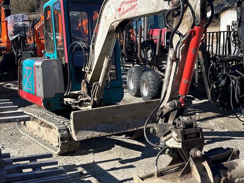 Takeuchi TB 035, Gebrauchtmaschine, Rok výroby: 1998 (Obrázek 1) Minibagger typu Takeuchi TB 035, Gebrauchtmaschine v Bad Leonfelden (Obrázek 1)