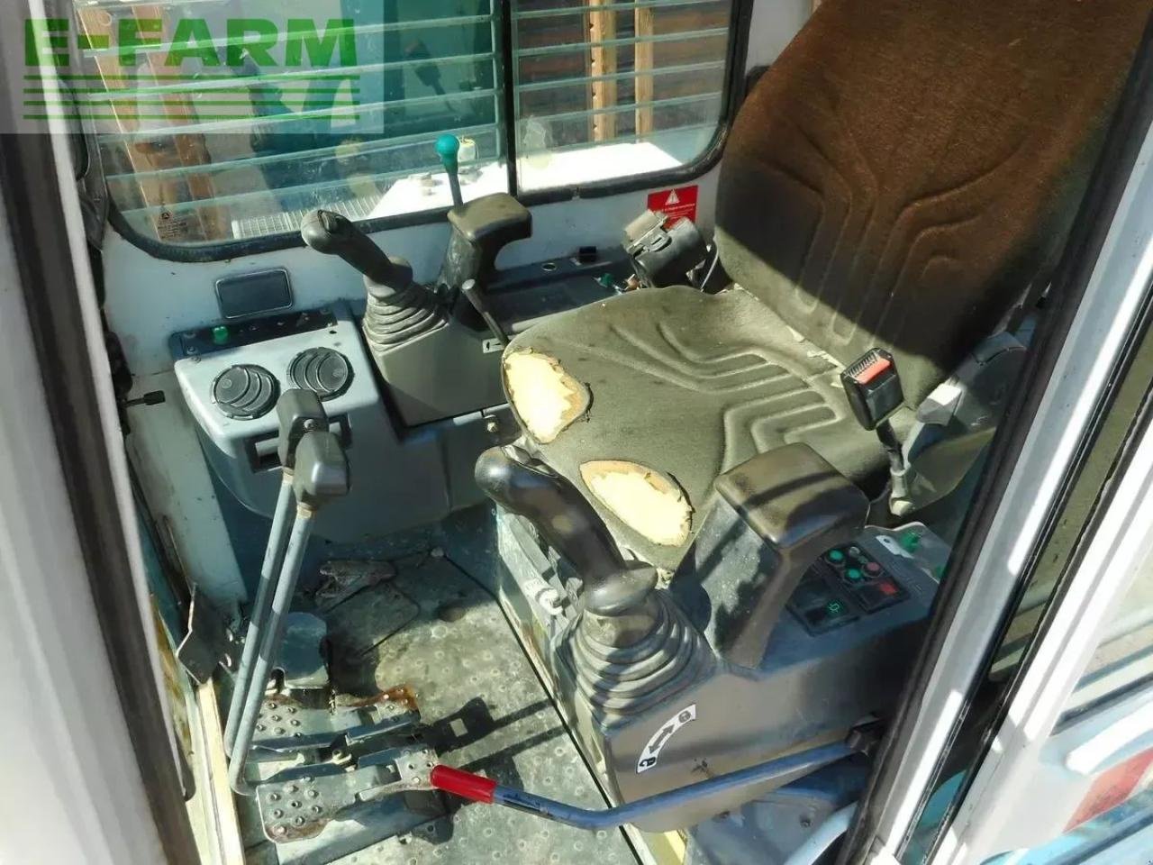 Minibagger del tipo Takeuchi tb 153fr ( 5.650kg ) rototilt +ähnlich powertilt, Gebrauchtmaschine en ST. NIKOLAI/DR. (Imagen 8)