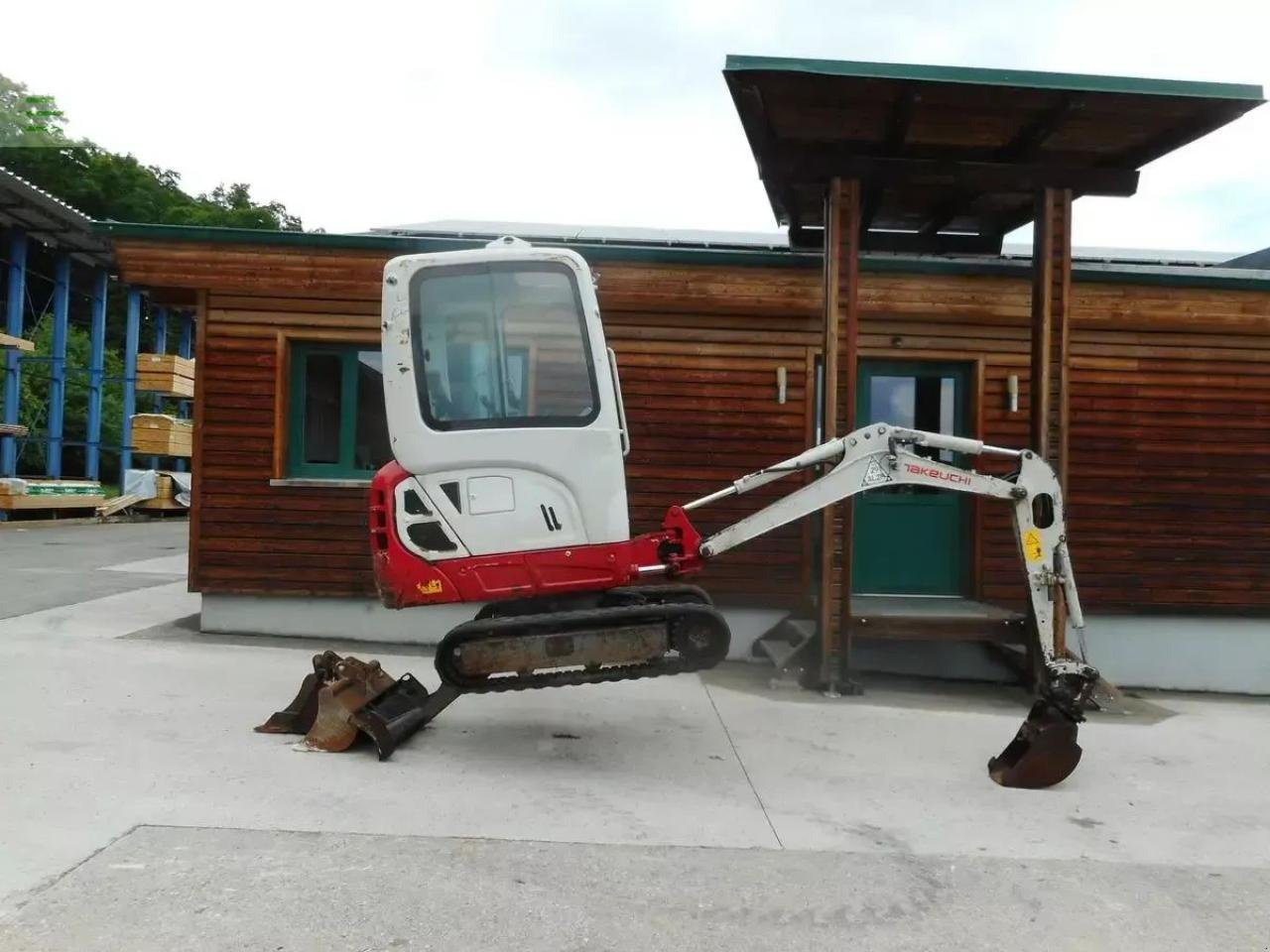 Minibagger of the type Takeuchi tb 216 ( 1.865kg ) 3 löffel + verstellfahrwerk, Gebrauchtmaschine in ST. NIKOLAI/DR. (Picture 5)
