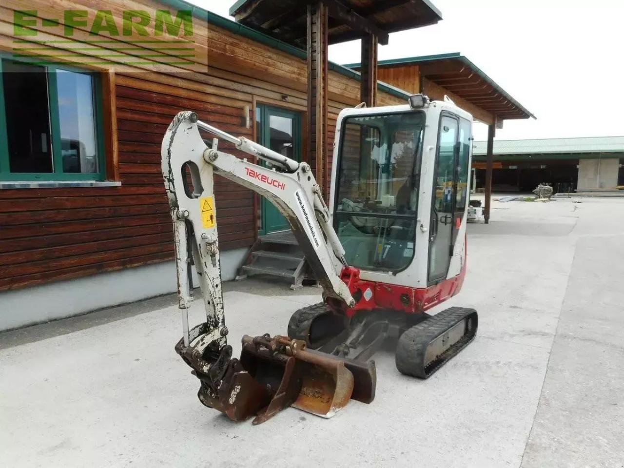 Minibagger del tipo Takeuchi tb 216 ( 1.865kg ) 3 löffel + verstellfahrwerk, Gebrauchtmaschine en ST. NIKOLAI/DR. (Imagen 2)