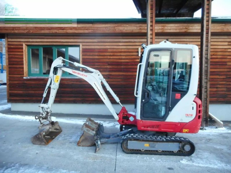 Minibagger del tipo Takeuchi tb 216 ( 1.865kg ) powertilt + 3 löffel, Gebrauchtmaschine en ST. NIKOLAI/DR.