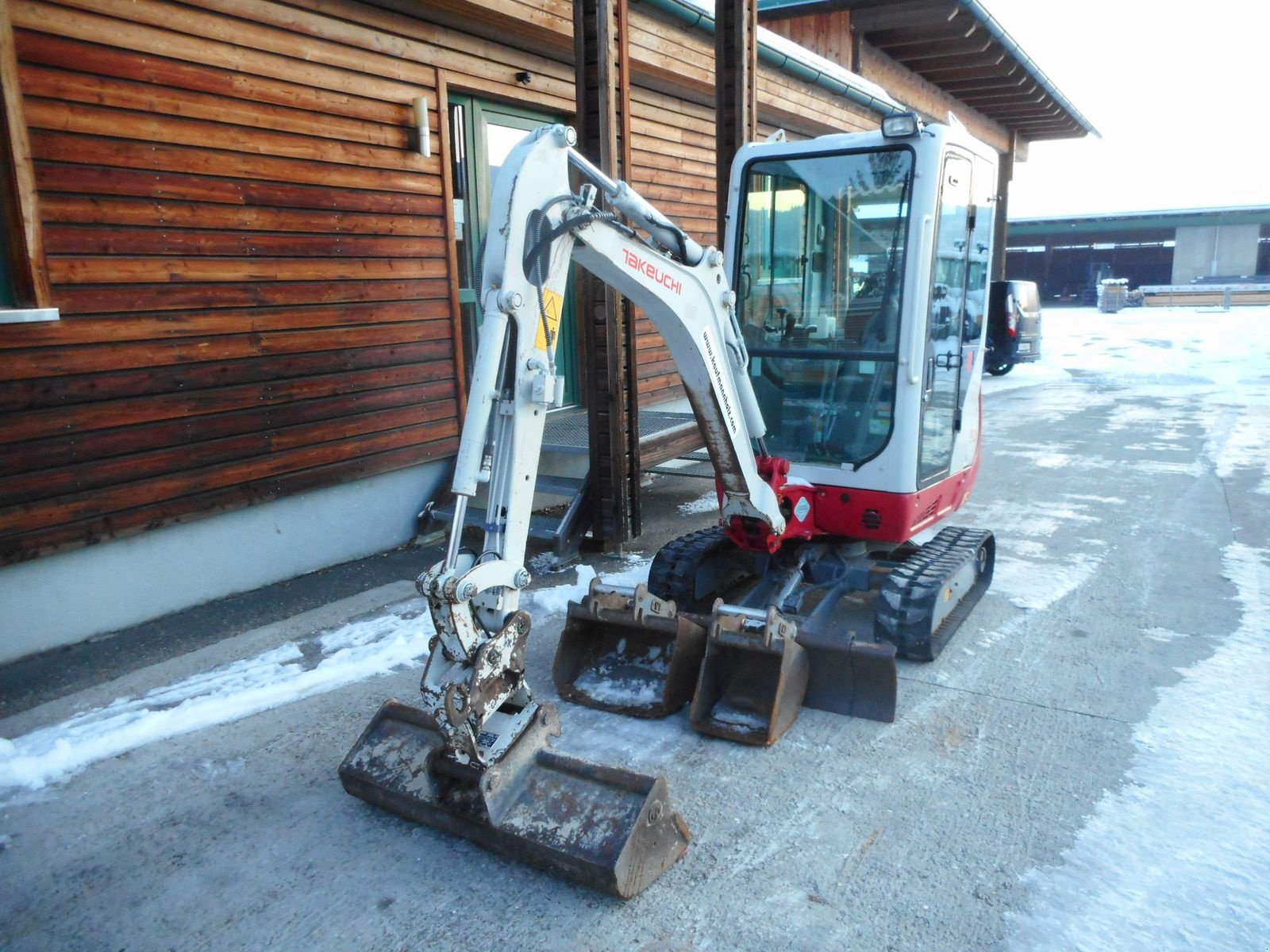 Minibagger от тип Takeuchi TB 216 ( 1.865kg ) POWERTILT + 3 Löffel, Gebrauchtmaschine в St. Nikolai ob Draßling (Снимка 2)