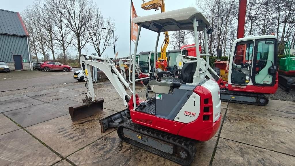 Minibagger van het type Takeuchi TB 216, Gebrauchtmaschine in Kockengen (Foto 5)