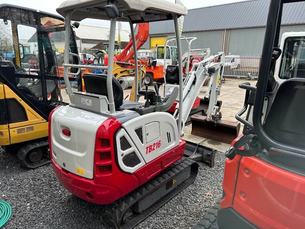 Minibagger van het type Takeuchi TB 216, Gebrauchtmaschine in Kockengen (Foto 3)