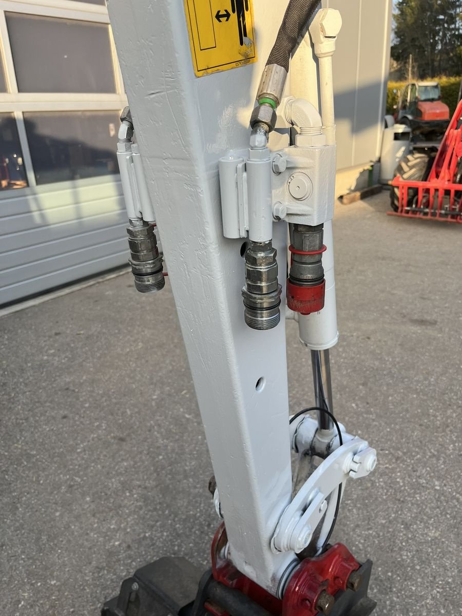 Minibagger des Typs Takeuchi TB 216, Gebrauchtmaschine in Bad Leonfelden (Bild 12)