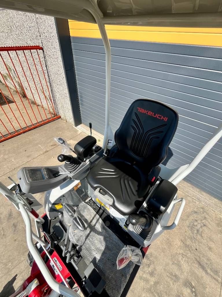 Minibagger типа Takeuchi TB 217 R, Neumaschine в Booischot (Фотография 10)