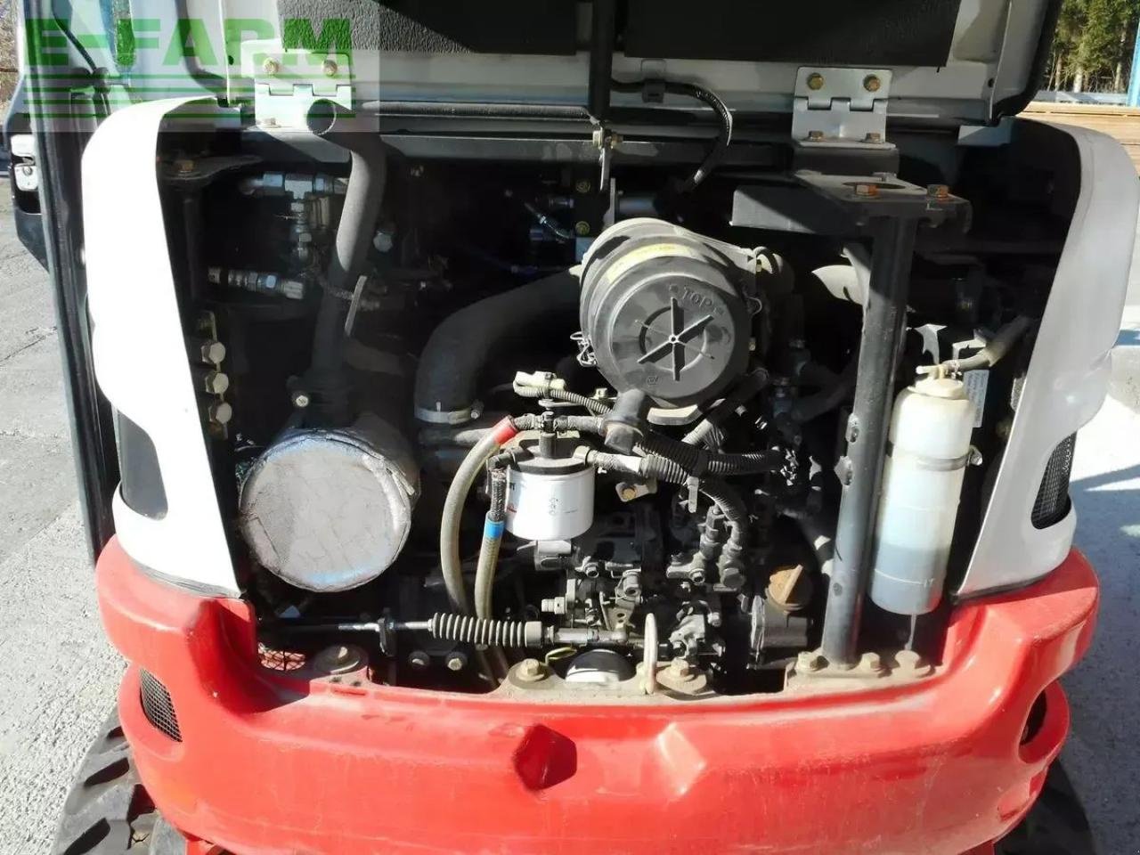 Minibagger des Typs Takeuchi tb 225 ( 2.400kg ) mit hydr. verstellfahrwerk, Gebrauchtmaschine in ST. NIKOLAI/DR. (Bild 19)