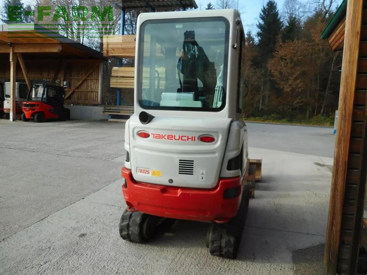 Minibagger a típus Takeuchi tb 225 mit powertilt + 3 löffel ( 2.400 kg ), Gebrauchtmaschine ekkor: ST. NIKOLAI/DR. (Kép 3)