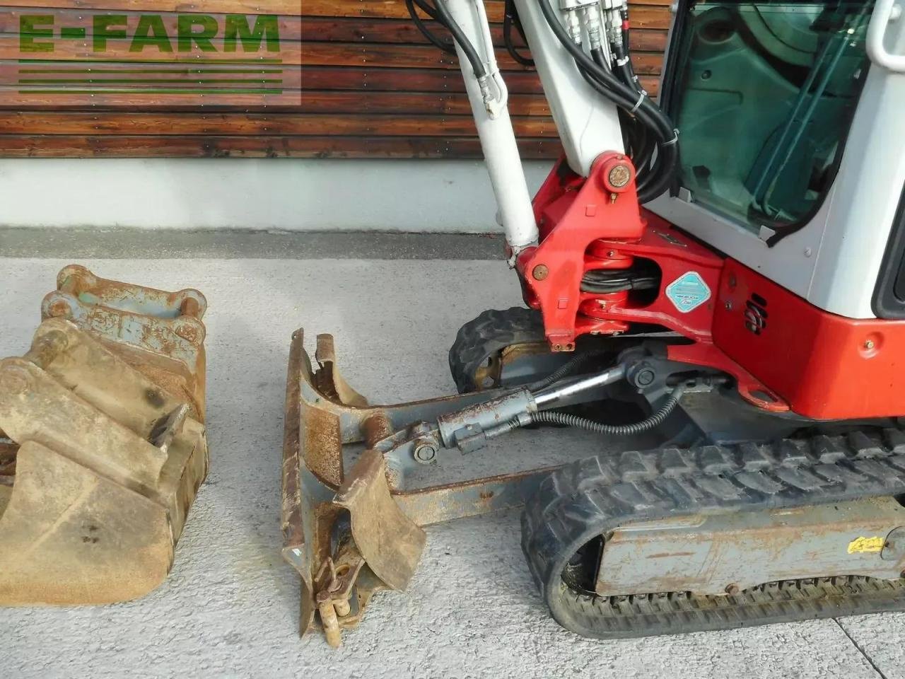 Minibagger a típus Takeuchi tb 225 mit powertilt + 3 löffel ( 2.400 kg ), Gebrauchtmaschine ekkor: ST. NIKOLAI/DR. (Kép 10)