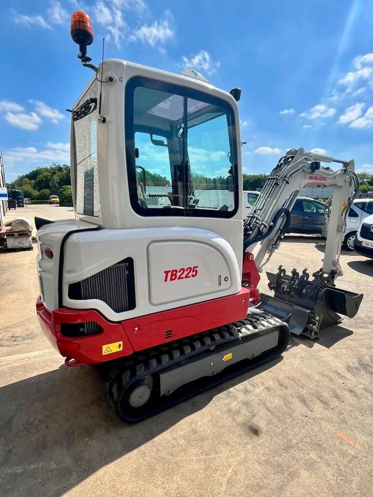 Minibagger typu Takeuchi TB 225, Neumaschine v Booischot (Obrázok 9)