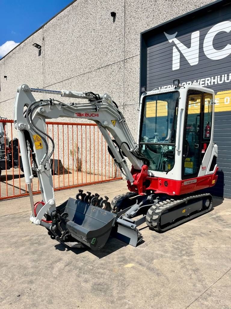 Minibagger typu Takeuchi TB 225, Neumaschine v Booischot (Obrázok 7)
