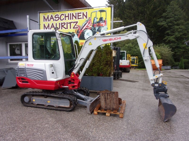 Minibagger des Typs Takeuchi TB 228 Powertilt, Gebrauchtmaschine in Bad Leonfelden (Bild 1)