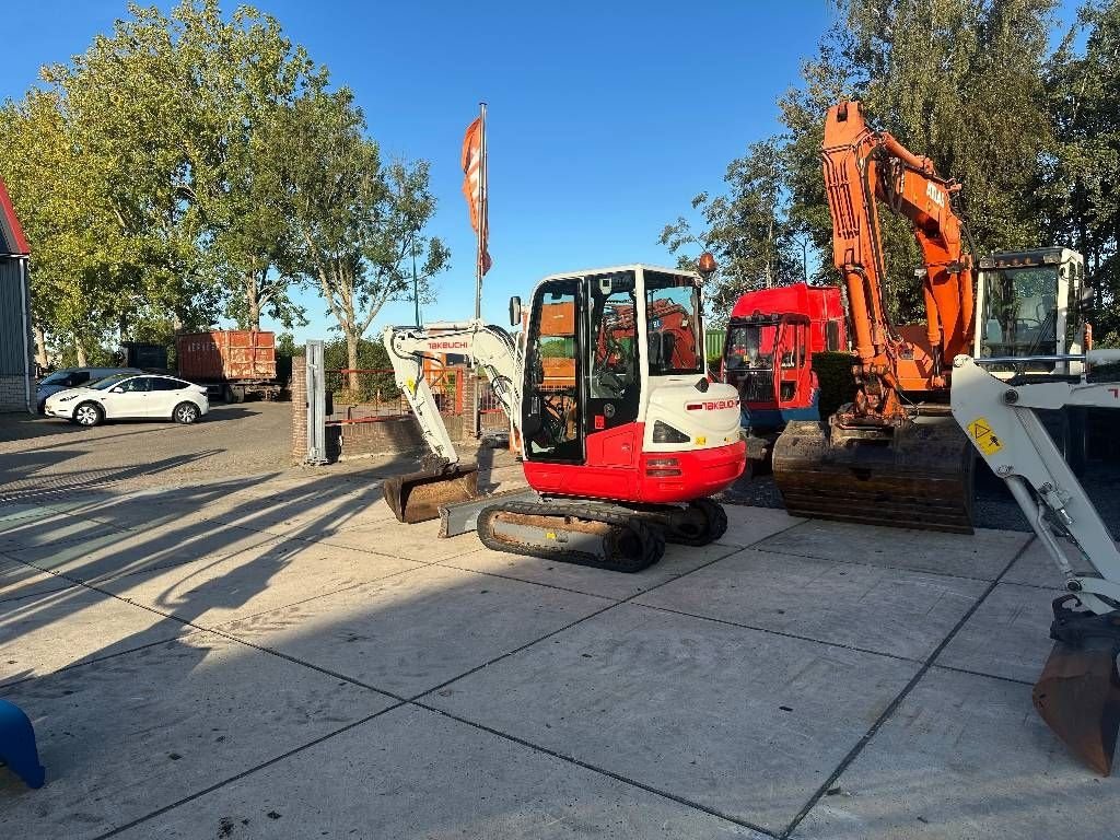 Minibagger typu Takeuchi TB 230, Gebrauchtmaschine v Kockengen (Obrázek 4)
