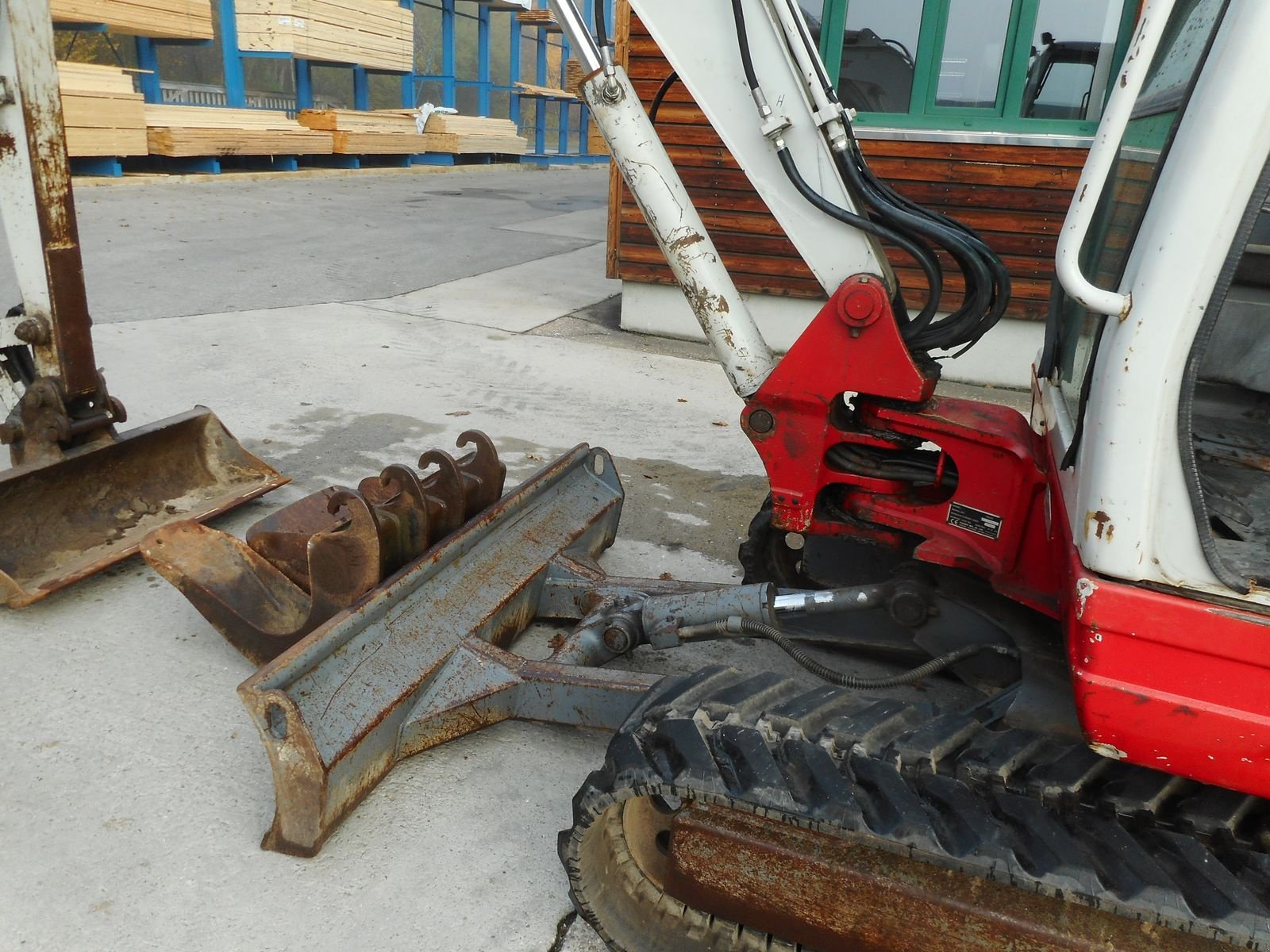 Minibagger типа Takeuchi TB 235 ( 3.530kg ) hydr. SW + 3 Löffel, Gebrauchtmaschine в St. Nikolai ob Draßling (Фотография 12)