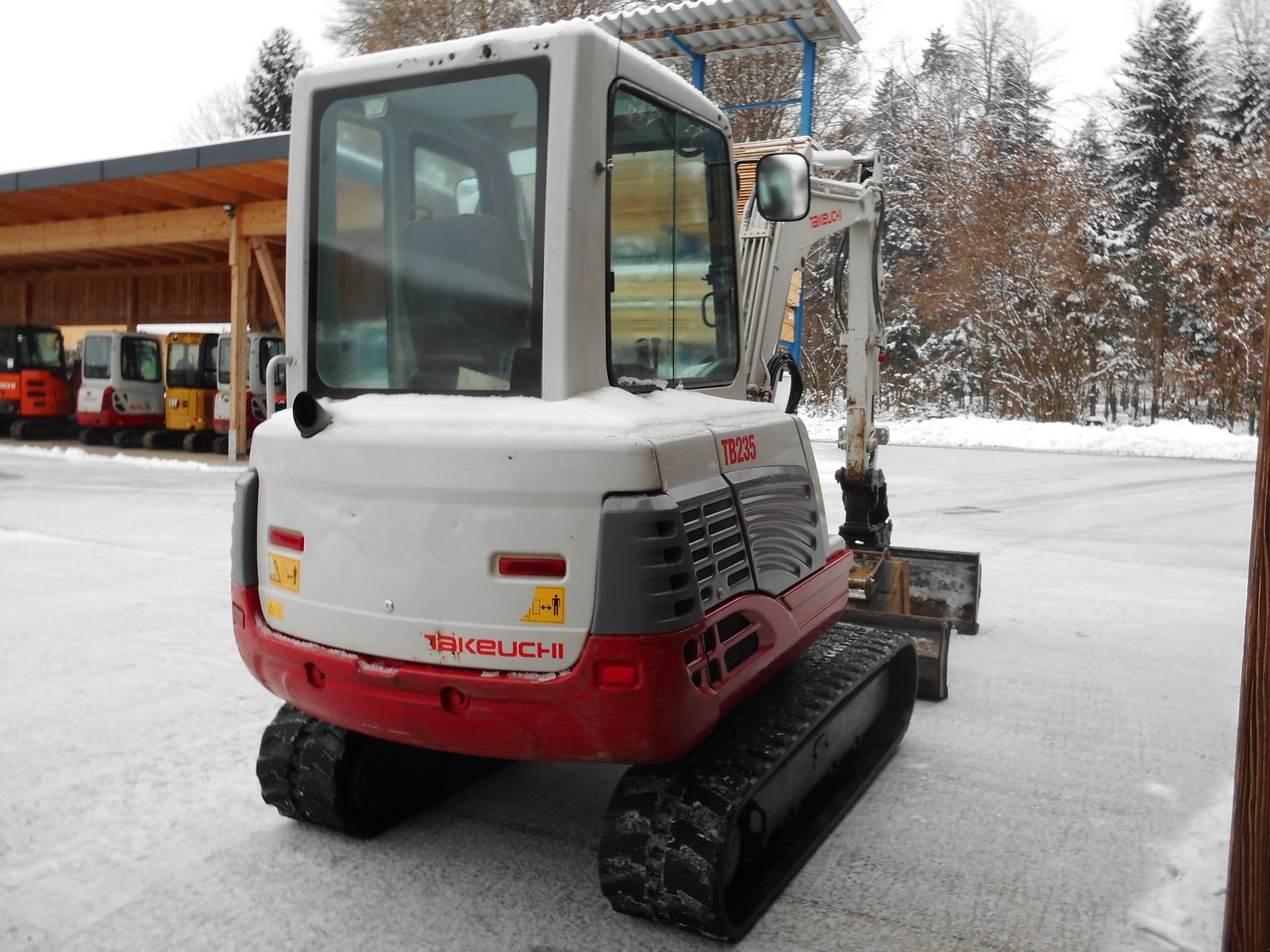 Minibagger typu Takeuchi TB 235 (3.605kg) POWERTILT + hydr. SW, Gebrauchtmaschine v St. Nikolai ob Draßling (Obrázek 4)