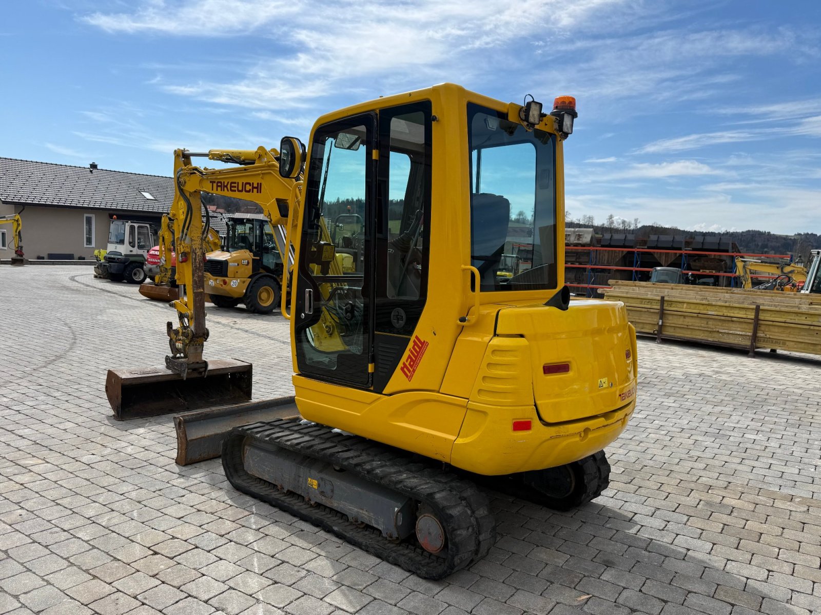 Minibagger typu Takeuchi TB 235 mit Powertilt, Gebrauchtmaschine v Neureichenau (Obrázek 8)