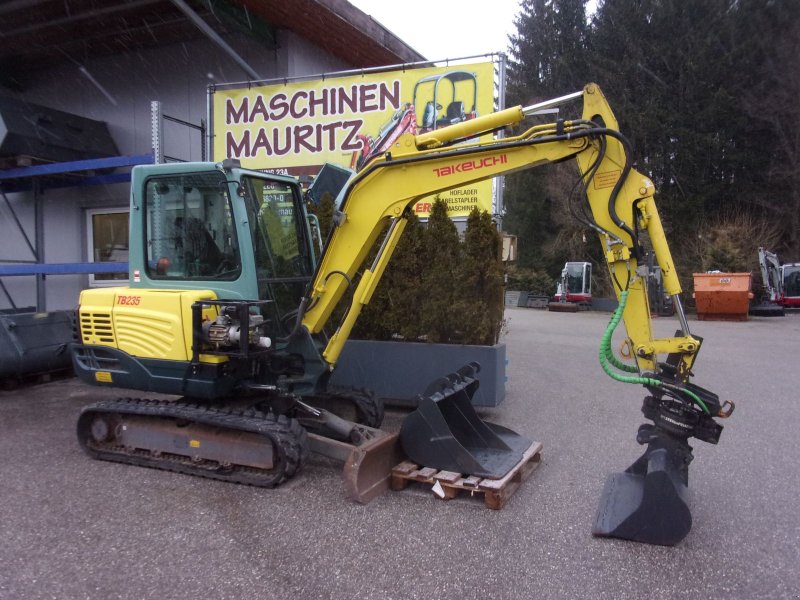 Takeuchi TB 235 Rototilt ähnlich Powertilt, Gebrauchtmaschine, Rok výroby: 2009, Moto-hodiny: 7485 Hodin (Obrázek 1) Minibagger typu Takeuchi TB 235 Rototilt ähnlich Powertilt, Gebrauchtmaschine v Bad Leonfelden (Obrázek 1)