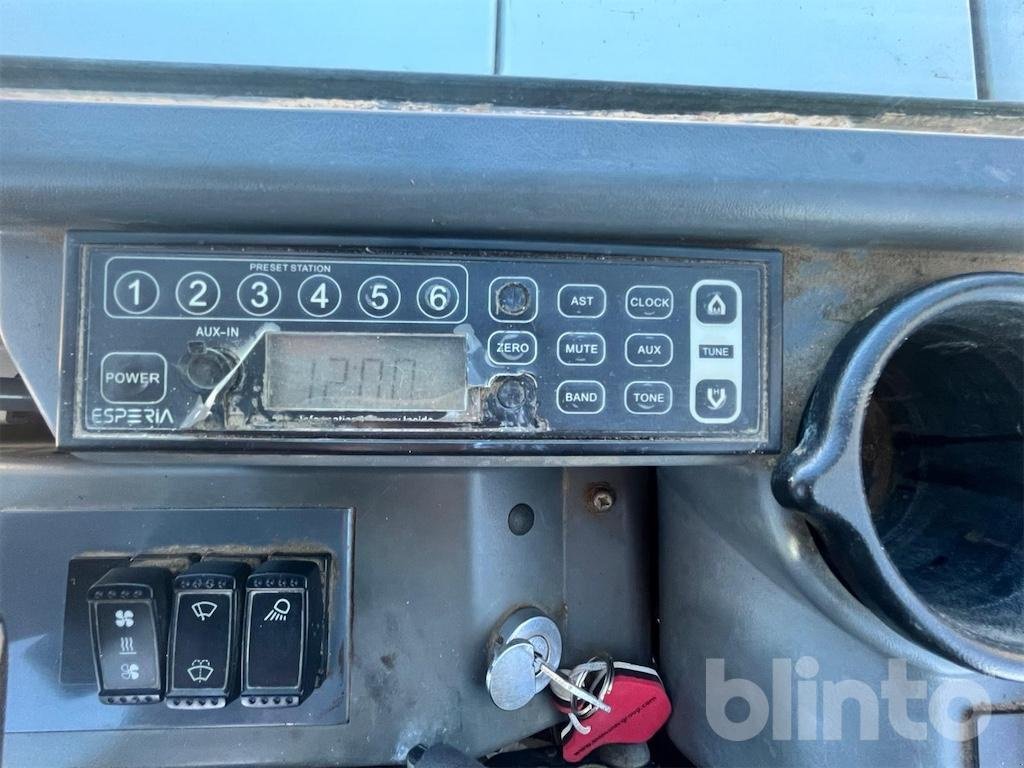 Minibagger del tipo Takeuchi TB 235, Gebrauchtmaschine In Düsseldorf (Immagine 8)