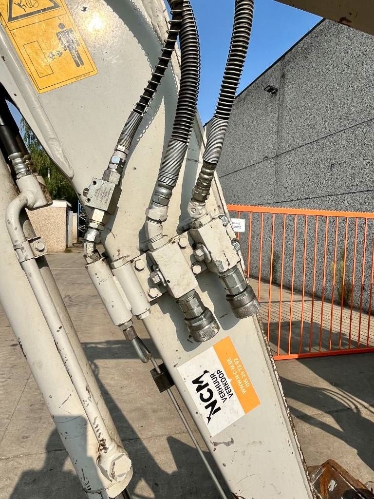 Minibagger del tipo Takeuchi TB 235, Gebrauchtmaschine In Booischot (Immagine 11)