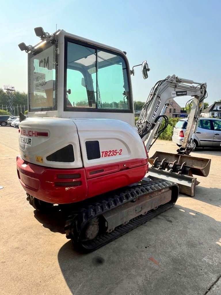 Minibagger del tipo Takeuchi TB 235, Gebrauchtmaschine In Booischot (Immagine 7)