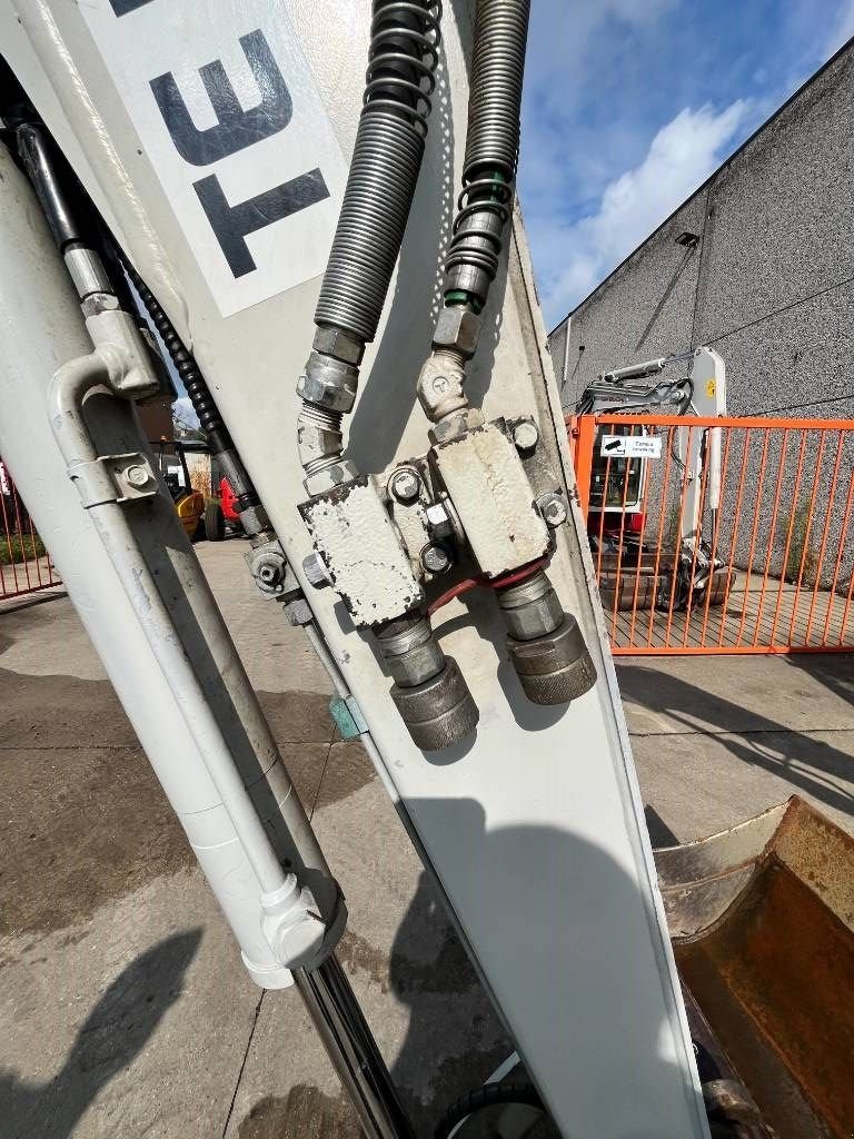 Minibagger des Typs Takeuchi TB 235, Gebrauchtmaschine in Booischot (Bild 10)