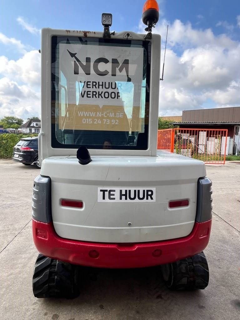 Minibagger des Typs Takeuchi TB 235, Gebrauchtmaschine in Booischot (Bild 5)