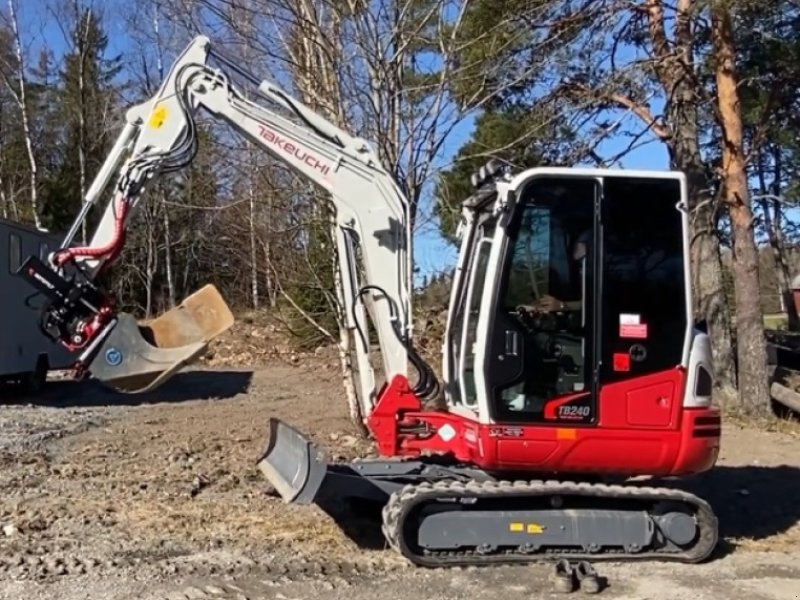 Minibagger za tip Takeuchi TB 240, Gebrauchtmaschine u Olching (Slika 1)