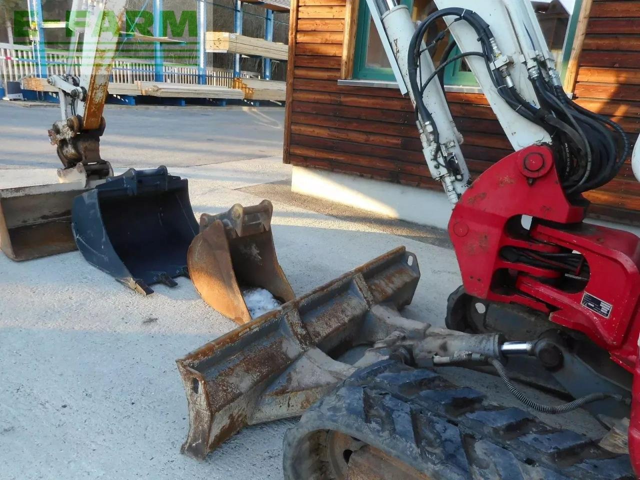 Minibagger del tipo Takeuchi tb 250 mit powertilt + hydr. sw + 3 löffel, Gebrauchtmaschine en ST. NIKOLAI/DR. (Imagen 11)