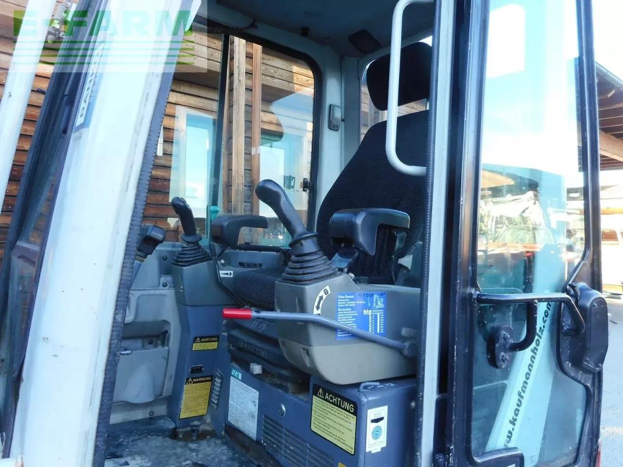 Minibagger za tip Takeuchi tb 250 mit powertilt + hydr. sw + 3 löffel, Gebrauchtmaschine u ST. NIKOLAI/DR. (Slika 8)