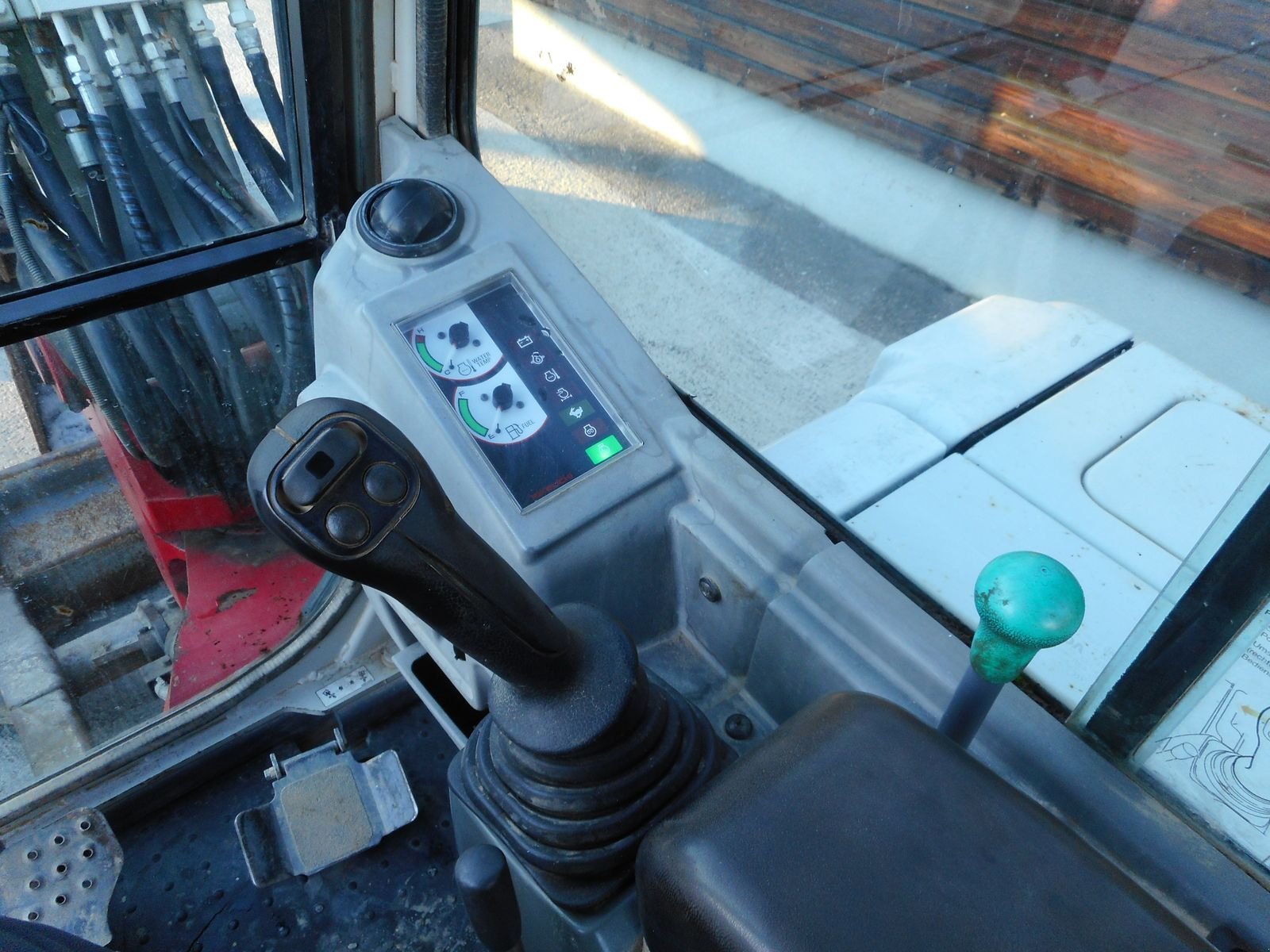 Minibagger Türe ait Takeuchi TB 250 mit POWERTILT + hydr. SW + 3 Löffel, Gebrauchtmaschine içinde St. Nikolai ob Draßling (resim 10)