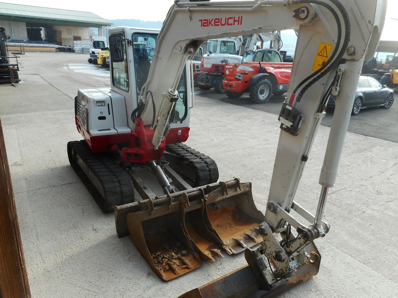 Minibagger of the type Takeuchi TB 250 mit POWERTILT + hydr. SW + 4 Löffel, Gebrauchtmaschine in St. Nikolai ob Draßling (Picture 7)