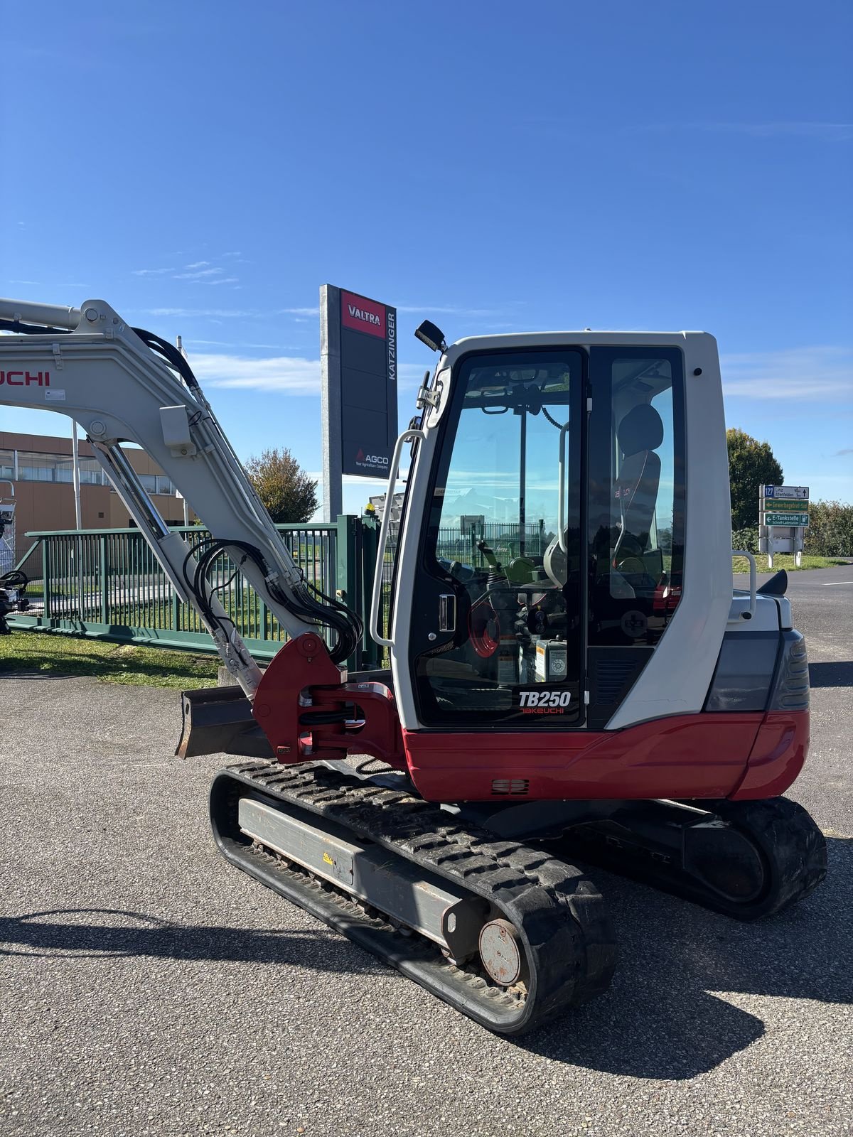 Minibagger типа Takeuchi TB 250 Powertilt, Gebrauchtmaschine в Arnreit (Фотография 12)