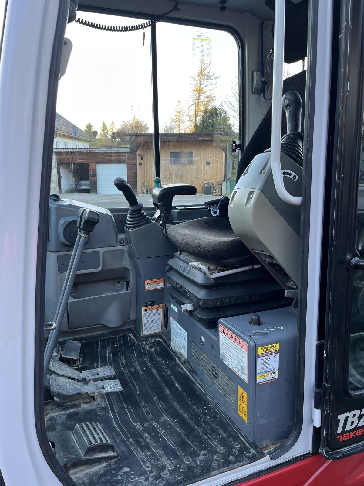 Minibagger del tipo Takeuchi TB 250 Powertilt, Gebrauchtmaschine In Bad Leonfelden (Immagine 8)