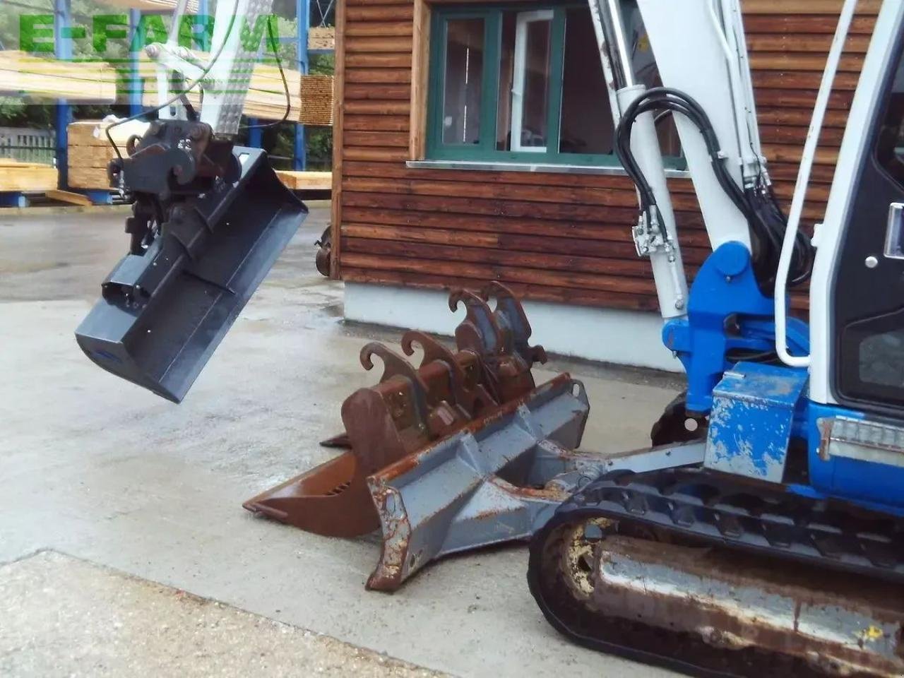 Minibagger des Typs Takeuchi tb 260 ( 5.735kg ) hydr. sw + 3 löffel, Gebrauchtmaschine in ST. NIKOLAI/DR. (Bild 11)