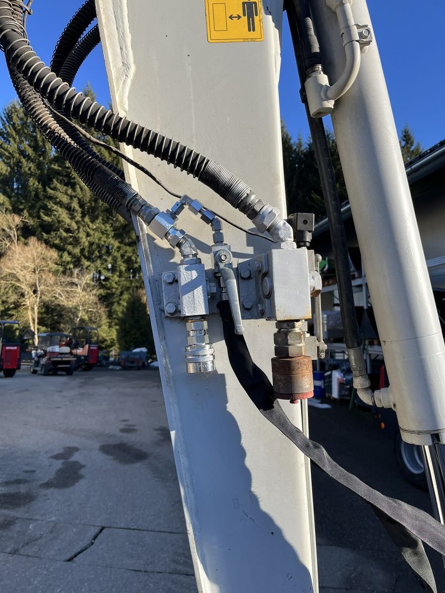 Minibagger typu Takeuchi TB 260 Powertilt, Gebrauchtmaschine w Bad Leonfelden (Zdjęcie 4)