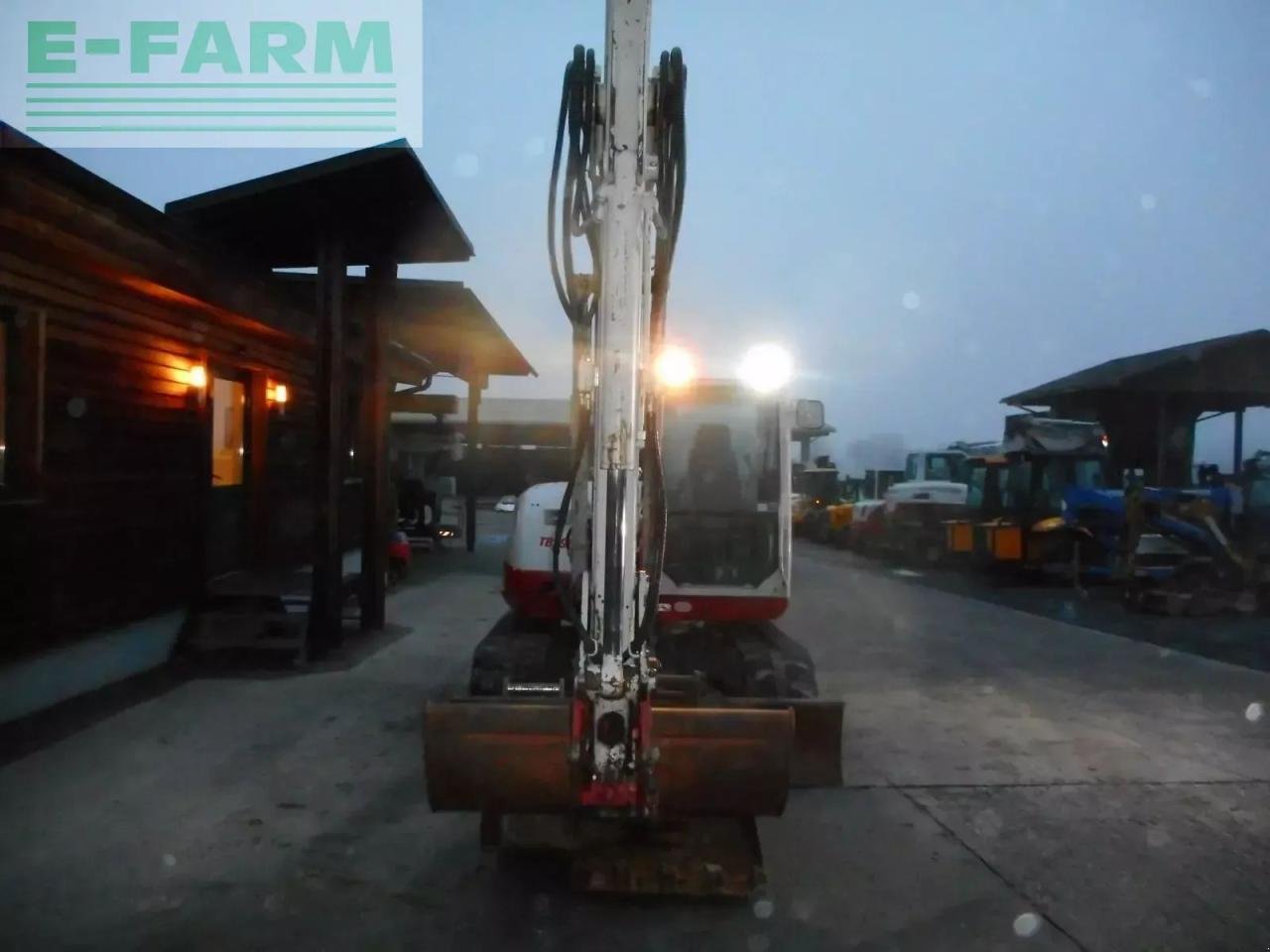 Minibagger van het type Takeuchi tb 290 mit poowertilt + hydr. sw + klima, Gebrauchtmaschine in ST. NIKOLAI/DR. (Foto 8)