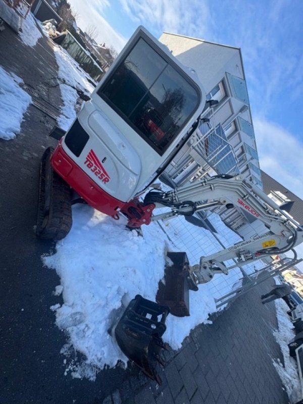 Minibagger tip Takeuchi TB 325RA, Gebrauchtmaschine in Wuppertal (Poză 3)