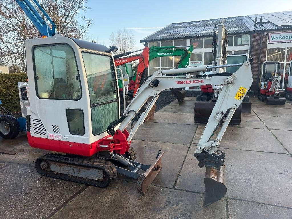 Minibagger от тип Takeuchi TB016 2013, Gebrauchtmaschine в Kockengen (Снимка 3)