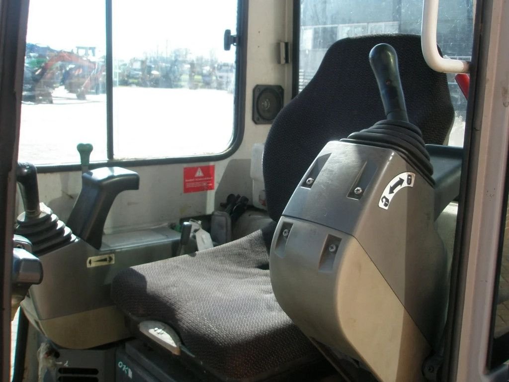 Minibagger des Typs Takeuchi TB016, Gebrauchtmaschine in Barneveld (Bild 6)