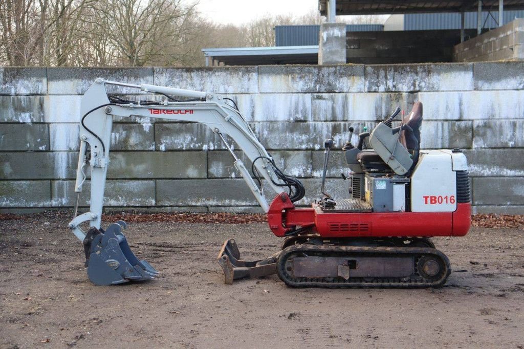 Minibagger του τύπου Takeuchi TB016, Gebrauchtmaschine σε Antwerpen (Φωτογραφία 2)