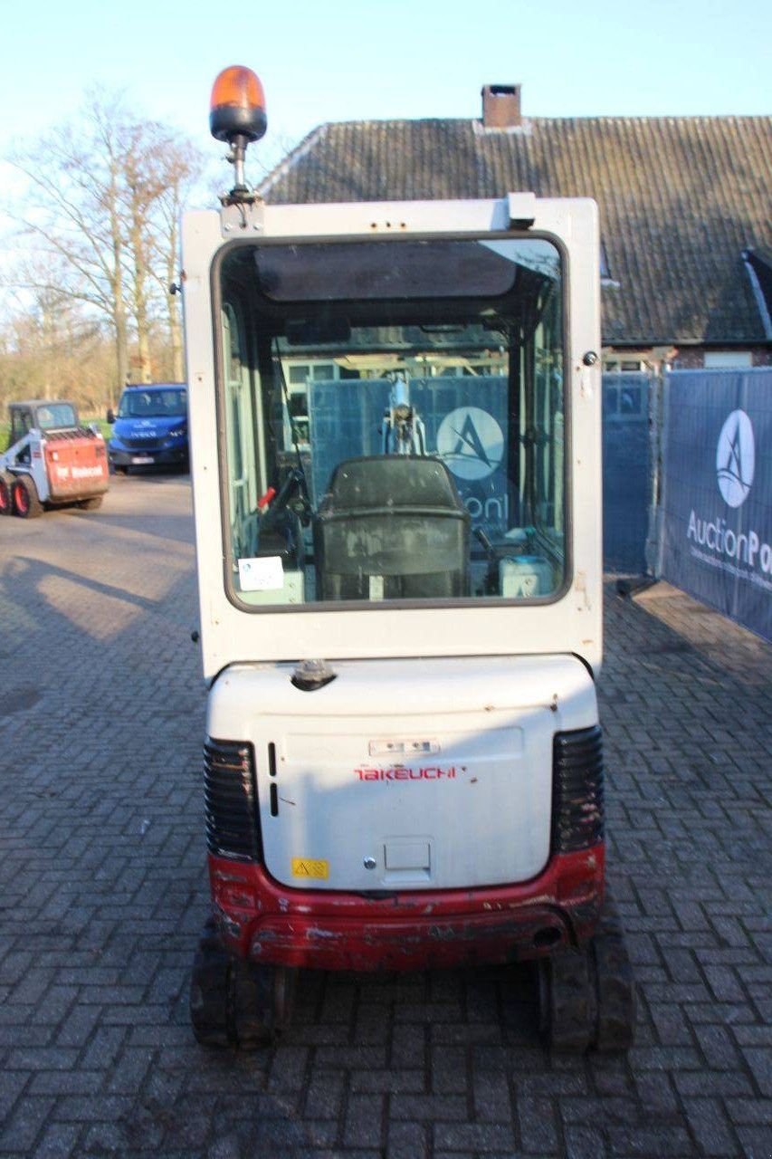 Minibagger del tipo Takeuchi TB016, Gebrauchtmaschine en Antwerpen (Imagen 4)