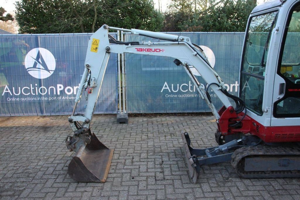 Minibagger del tipo Takeuchi TB016, Gebrauchtmaschine en Antwerpen (Imagen 11)