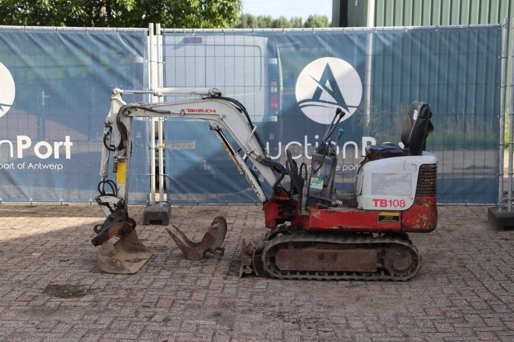 Minibagger типа Takeuchi TB108, Gebrauchtmaschine в Antwerpen (Фотография 2)