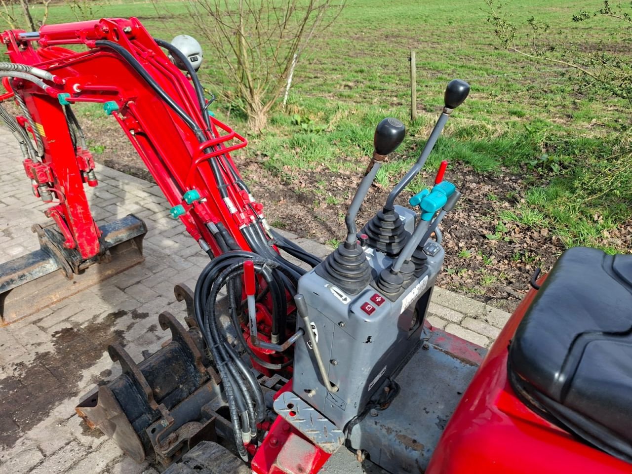 Minibagger от тип Takeuchi TB108, Gebrauchtmaschine в Terschuur (Снимка 7)