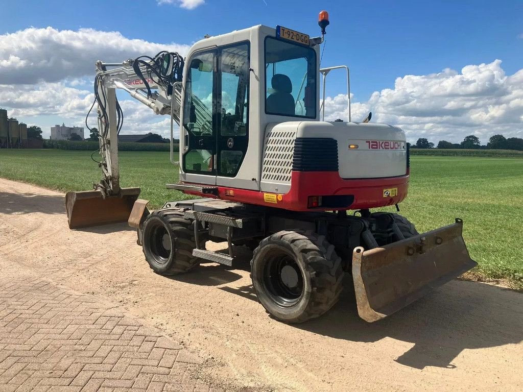 Minibagger typu Takeuchi TB175W Bandenkraan, Gebrauchtmaschine v Lunteren (Obrázek 3)