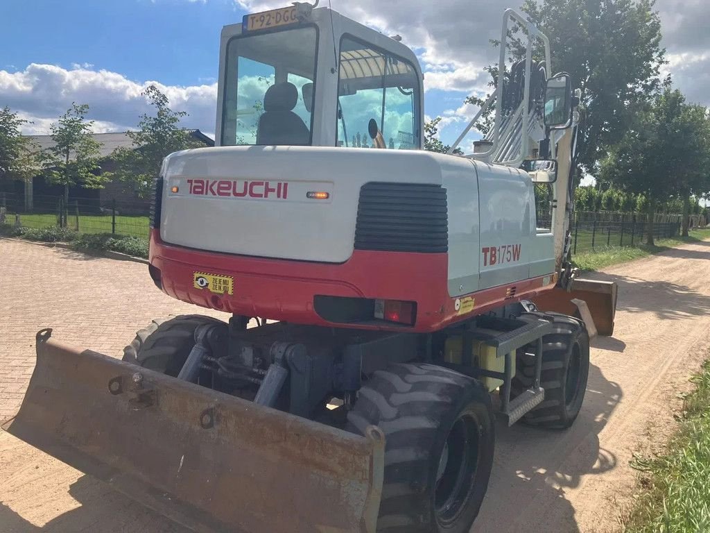 Minibagger typu Takeuchi TB175W Bandenkraan, Gebrauchtmaschine v Lunteren (Obrázek 5)